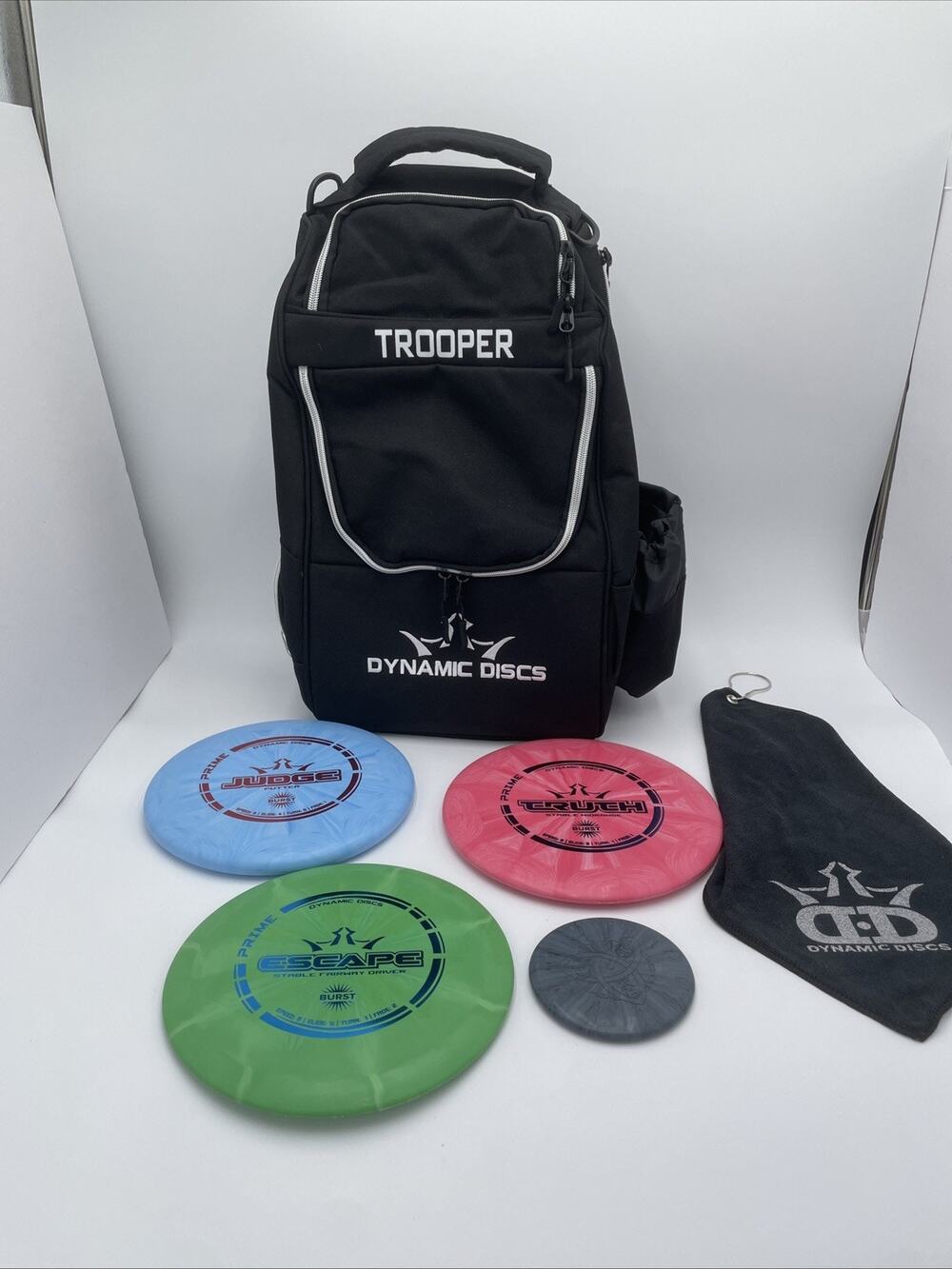 Dynamic Disc Trooper Bag W/ 4 discs- Judge, Truth, Escape Golf Towel